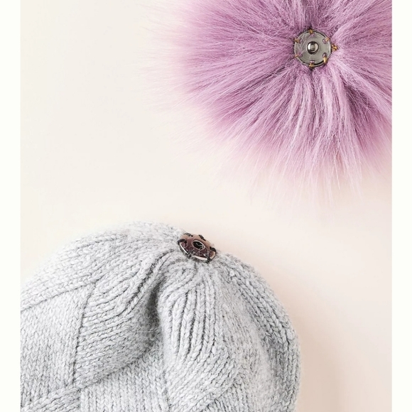 Anthropologie Pick-a-pom Beanie Base - grey - Picture 3 of 9